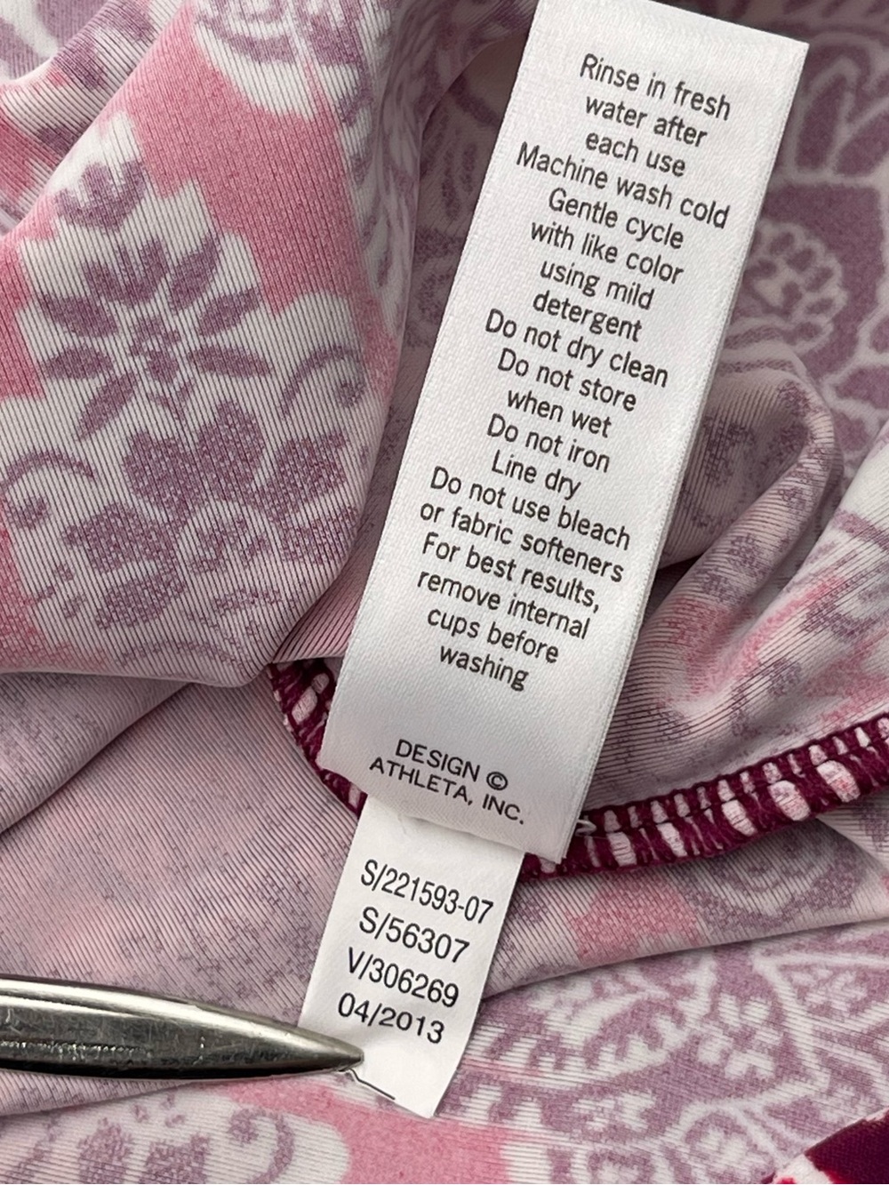 Athleta Printed Shorebreak Swim Dress Womens Large Swimwear Activewear - Picture 7 of 9